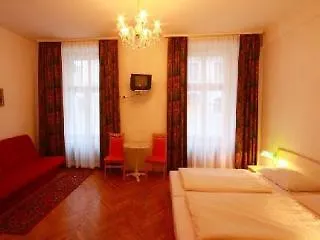 Pension Liechtenstein Viena Austria
