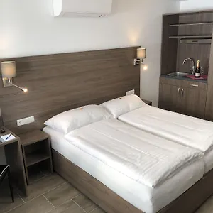 Hotel Koenig, Wiedeń