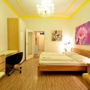 Apart-hotel Ajo - Messe Flat - Self-check-in, Viena