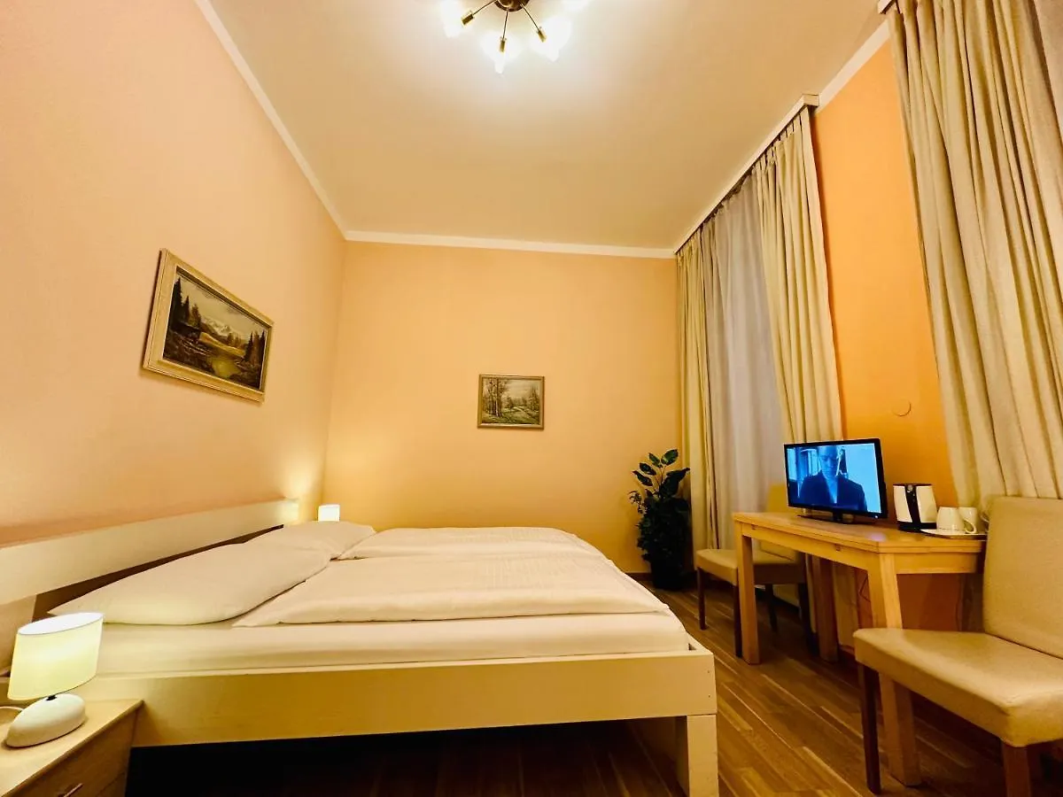 Pension Liechtenstein Vienna Austria