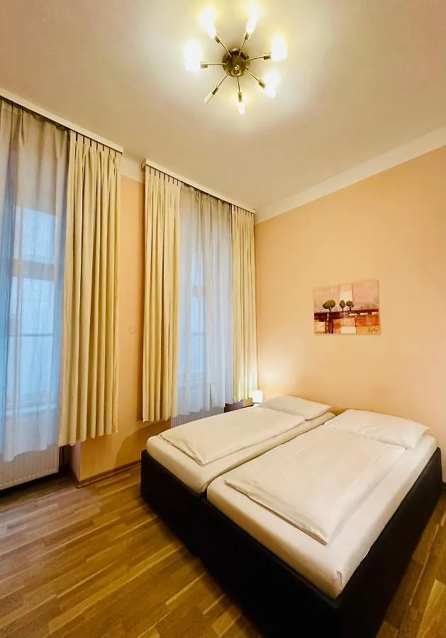 Pension Liechtenstein Vienna Bed & Breakfast