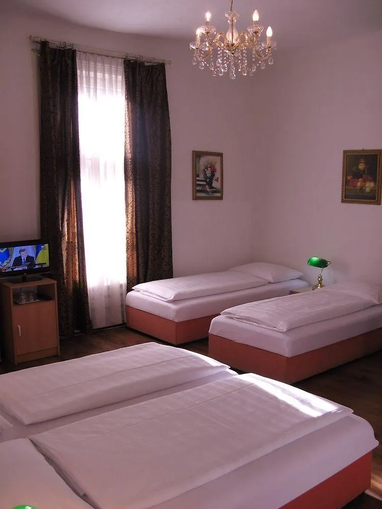 Bed & Breakfast Pension Liechtenstein Vienna